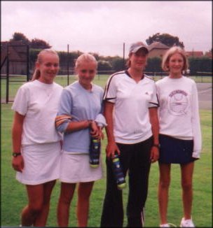 Photo taken by Maureen Pritchett of last year's Junior Girls National Club League Team, which reached the Regional Final. If you know their names please send them to Maureen. her list of names is incomplete.